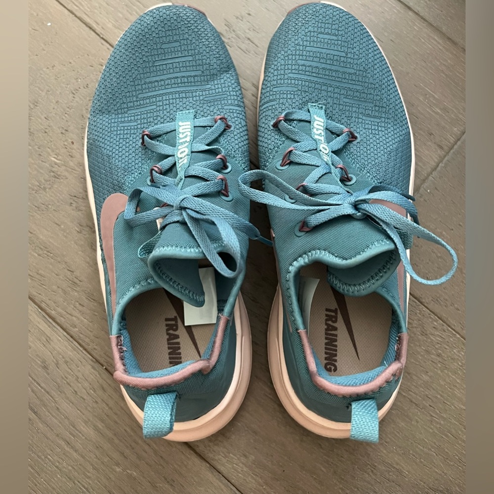 Blue/Pink/Purple Nike lifting shoes